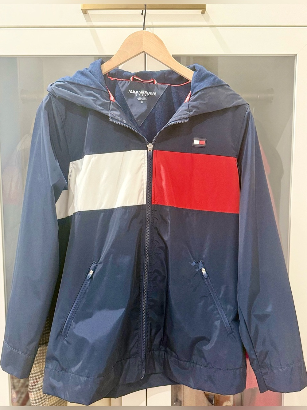 Tommy Hilfiger Sport Women’s Hooded Colorblock Windbreaker Jacket Navy Red White